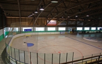 V pondělí začínáme