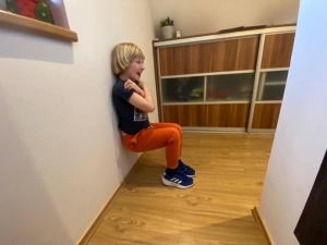 Dřepařská výzva v plném proudu