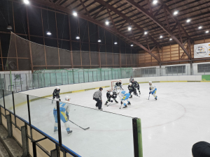 HC Draci Bílina : HC Lovosice 7:3 (5:1,1:1,1:1)