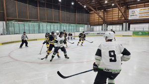 HC Draci Bílina : SK Kadaň 3:4sn (0:0,3:3,0:0)