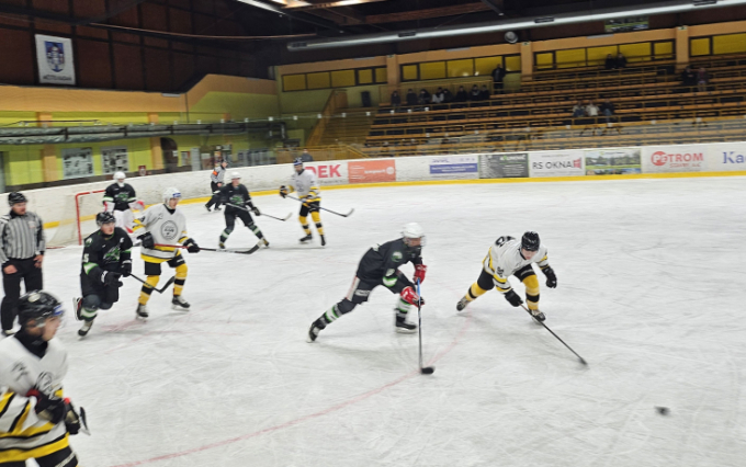 SK Kadaň : HC Draci Bílina 3:2sn (1:0,1:1,0:1)