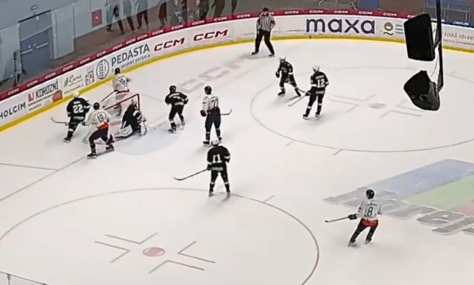 Stadion Litoměřice : HC Draci Bílina 15:3 (6:0,3:0,6:3)