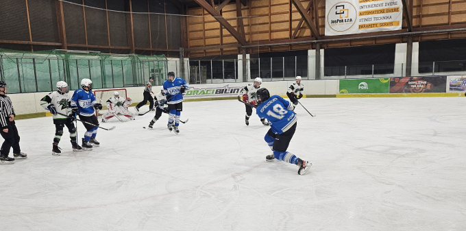 HC Draci Bílina : HC Stadion Cheb 7:1 (3:0,2:1,2:0)