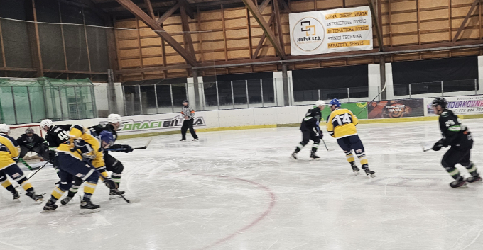 HC Draci Bílina : HC Roudnice nad Labem 9:6 (3:1,2:0,4:5)